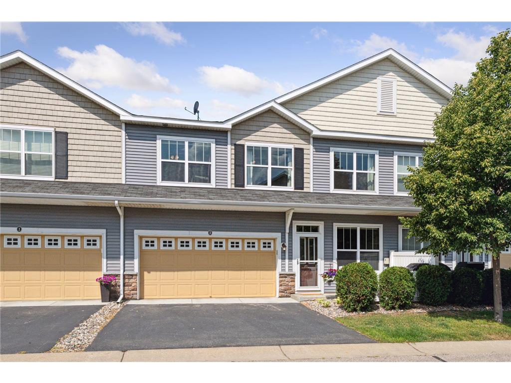 1825 Columbia Lane #2 Chanhassen MN 55317 6401328 image1