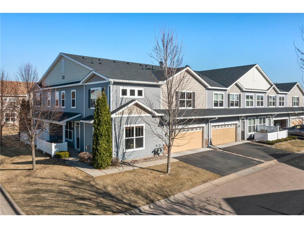 1825 Columbia Lane #8 Chanhassen MN 55317 6698552 image1