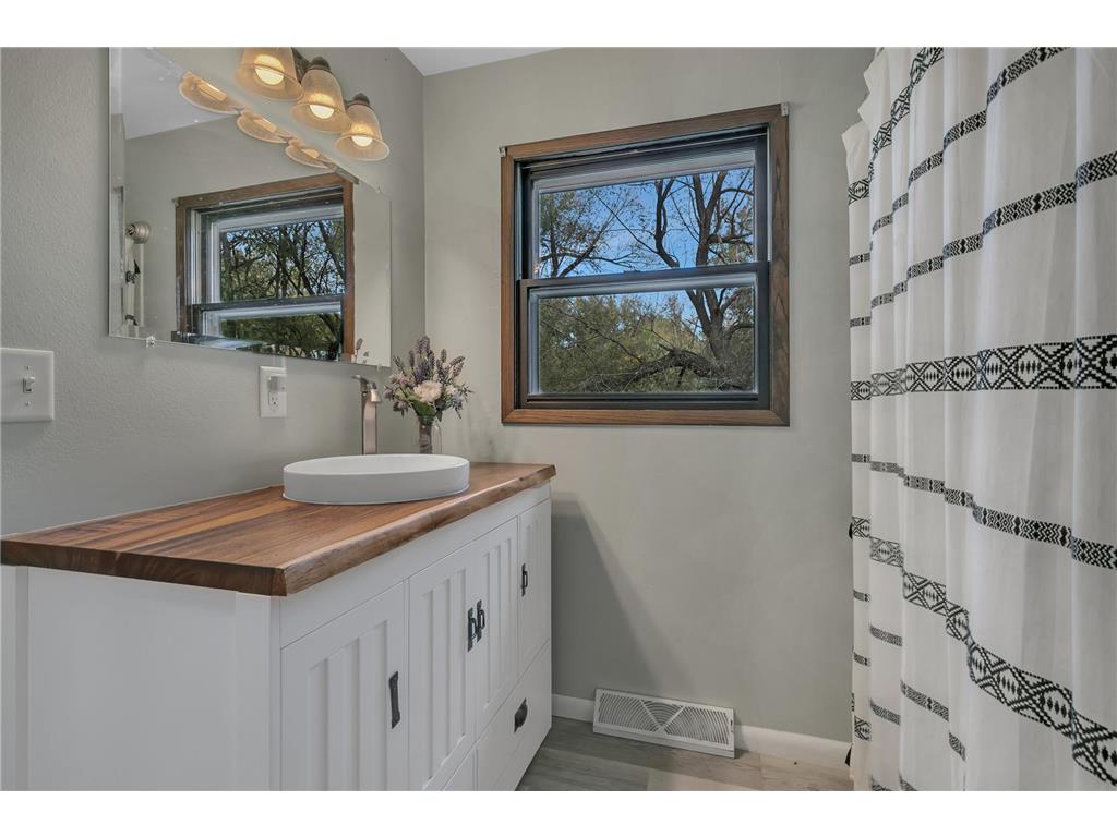 1825 Frontage Road N Waite Park MN 56387 - Sauk River 6803225 image19