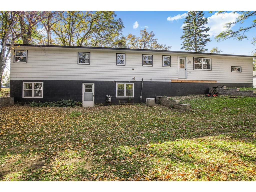 1825 Frontage Road N Waite Park MN 56387 - Sauk River 6803225 image6