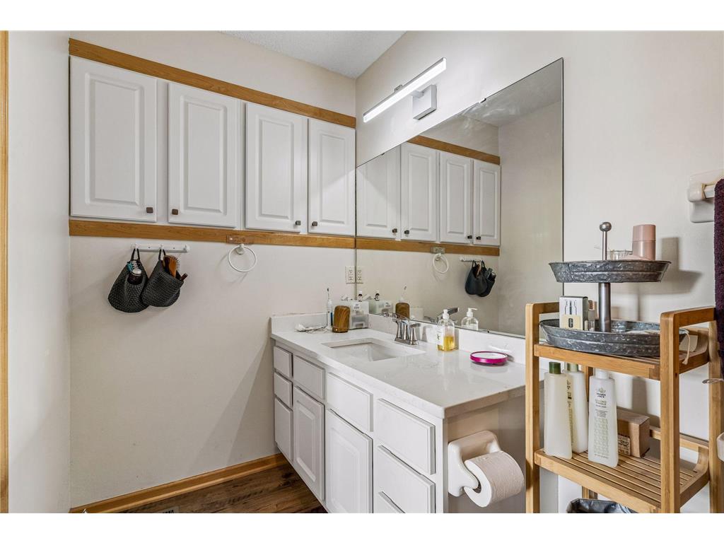 1825 Hunter Hill Road Hudson WI 54016 7097799 image11