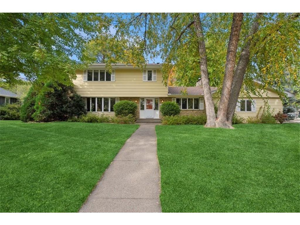 1825 Innsbruck Parkway Columbia Heights MN 55421 6610628 image1