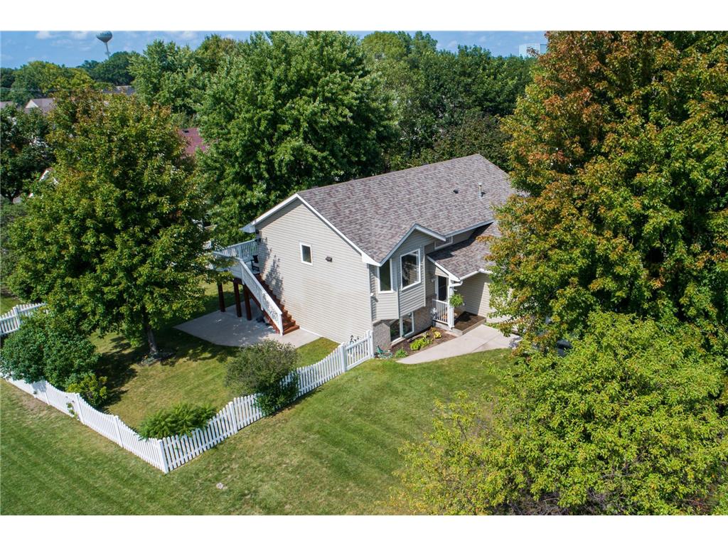 1825 Lupine Drive, Hudson, WI, 54016 MLS 6258271 Edina Realty