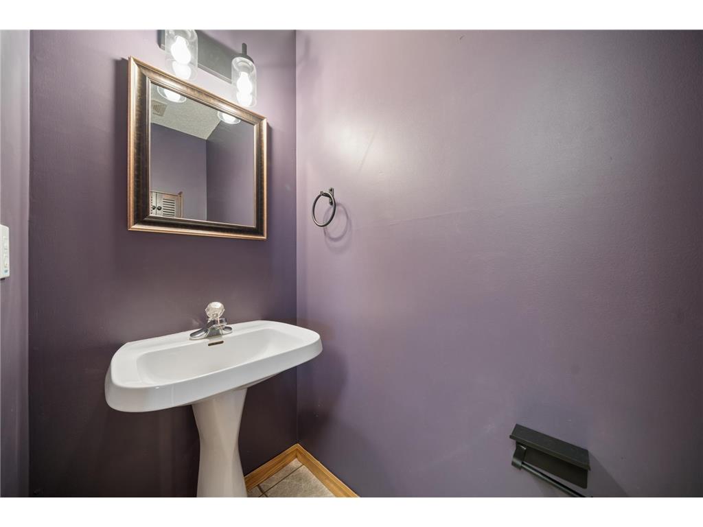 1825 Southcross Drive W #2306 Burnsville MN 55306 7066263 image17