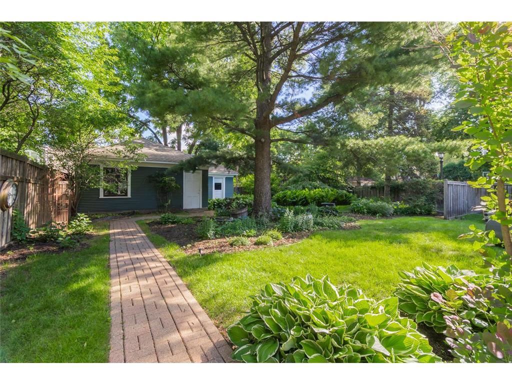 1825 Summit Avenue Saint Paul MN 55105 7035862 image49