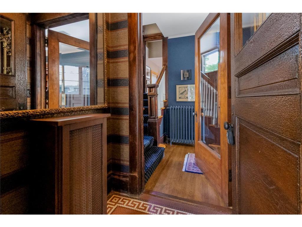 1825 Summit Avenue Saint Paul MN 55105 7035862 image5