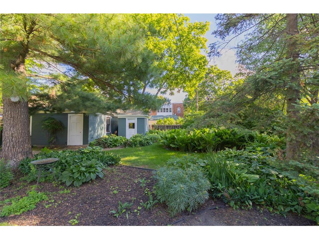 1825 Summit Avenue Saint Paul MN 55105 7035862 image51