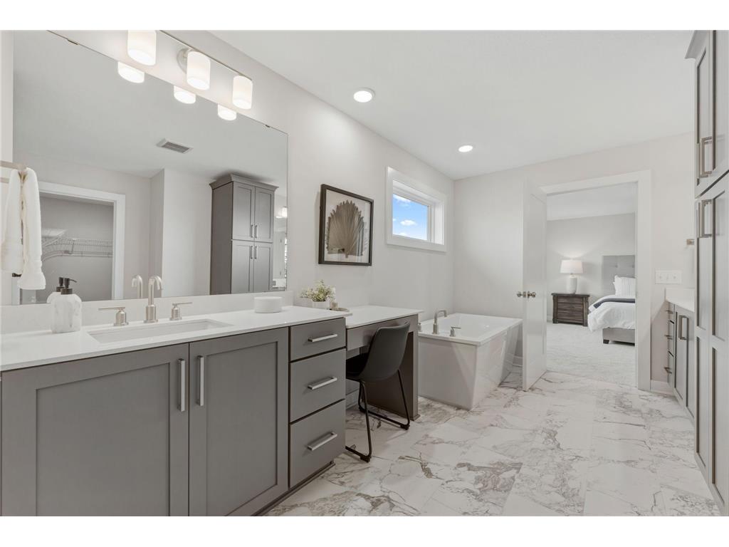 18250 102nd Place N Maple Grove MN 55311 7104059 image4