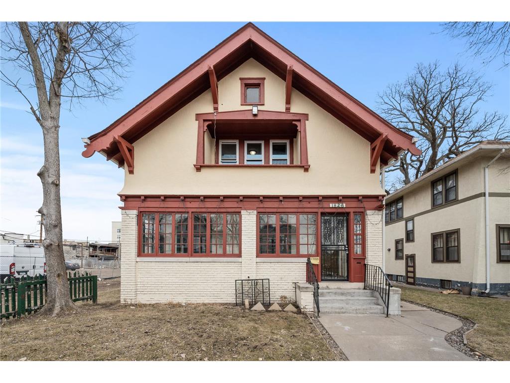1826 Dupont Avenue N Minneapolis MN 55411 6485783 image1