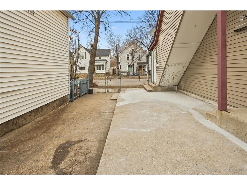 1826 Jackson Street NE Minneapolis MN 55418 7041246 image46