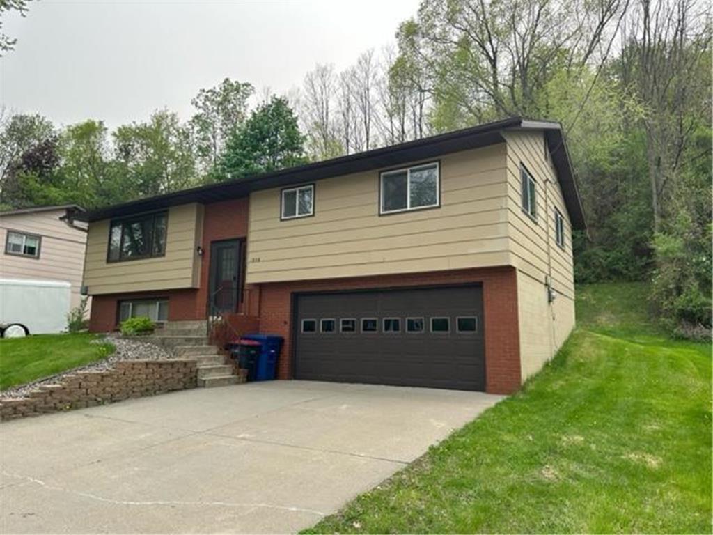 1826 Spruce Drive Red Wing MN 55066 6381862 image1