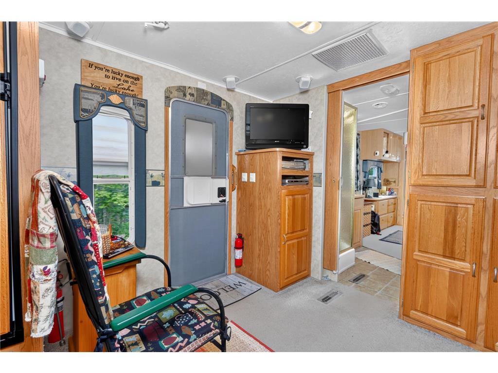 18266 County Road 611 Nashwauk Twp MN 55769 - Little McCarthy 7109386 image18