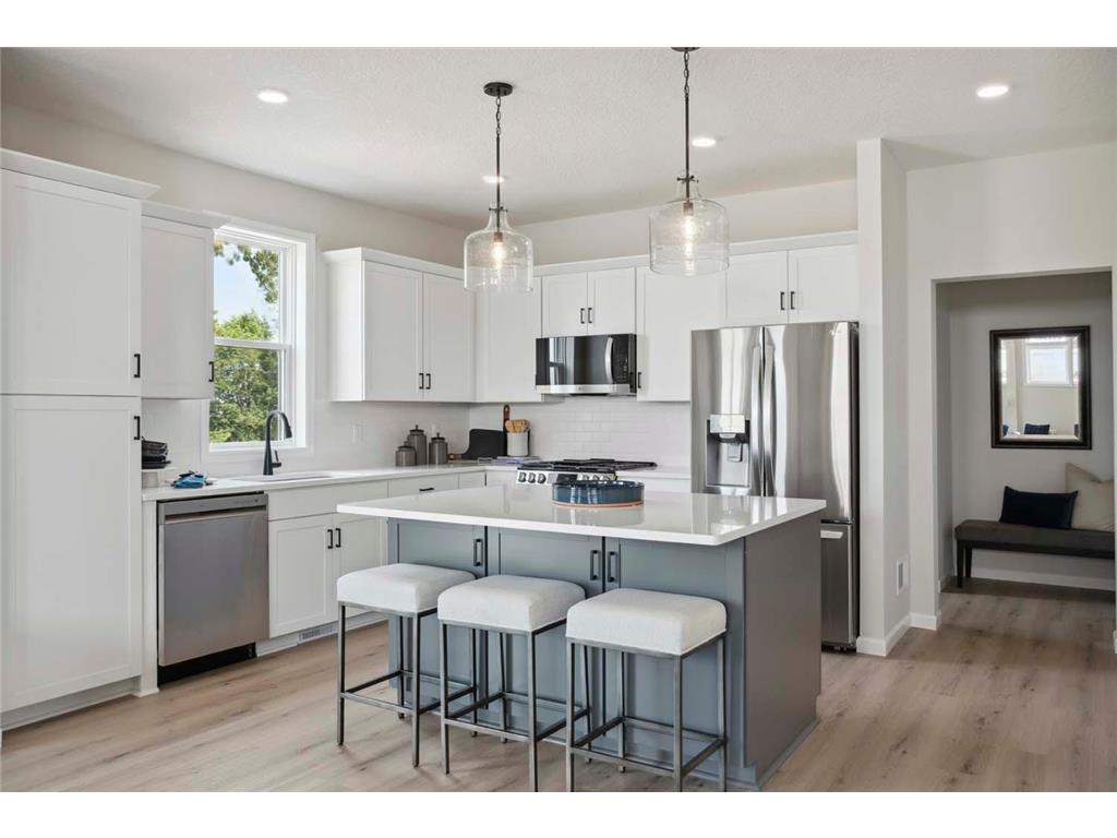 18269 102nd Place N Maple Grove MN 55311 6650806 image1