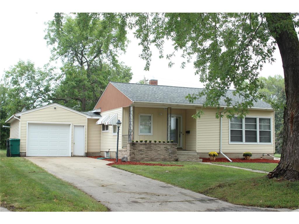 1827 15th Street E Glencoe MN 55336 6420982 image1