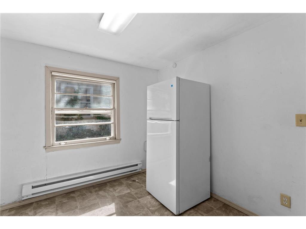 1827-1829 Saint Anthony Avenue Saint Paul MN 55104 7098130 image14