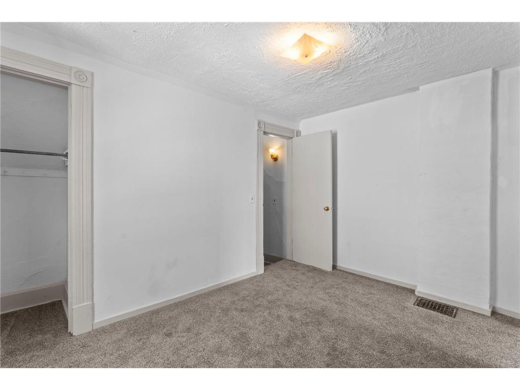 1827-1829 Saint Anthony Avenue Saint Paul MN 55104 7098130 image37