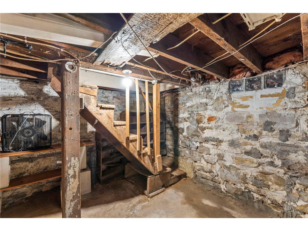 1827-1829 Saint Anthony Avenue Saint Paul MN 55104 7098130 image42