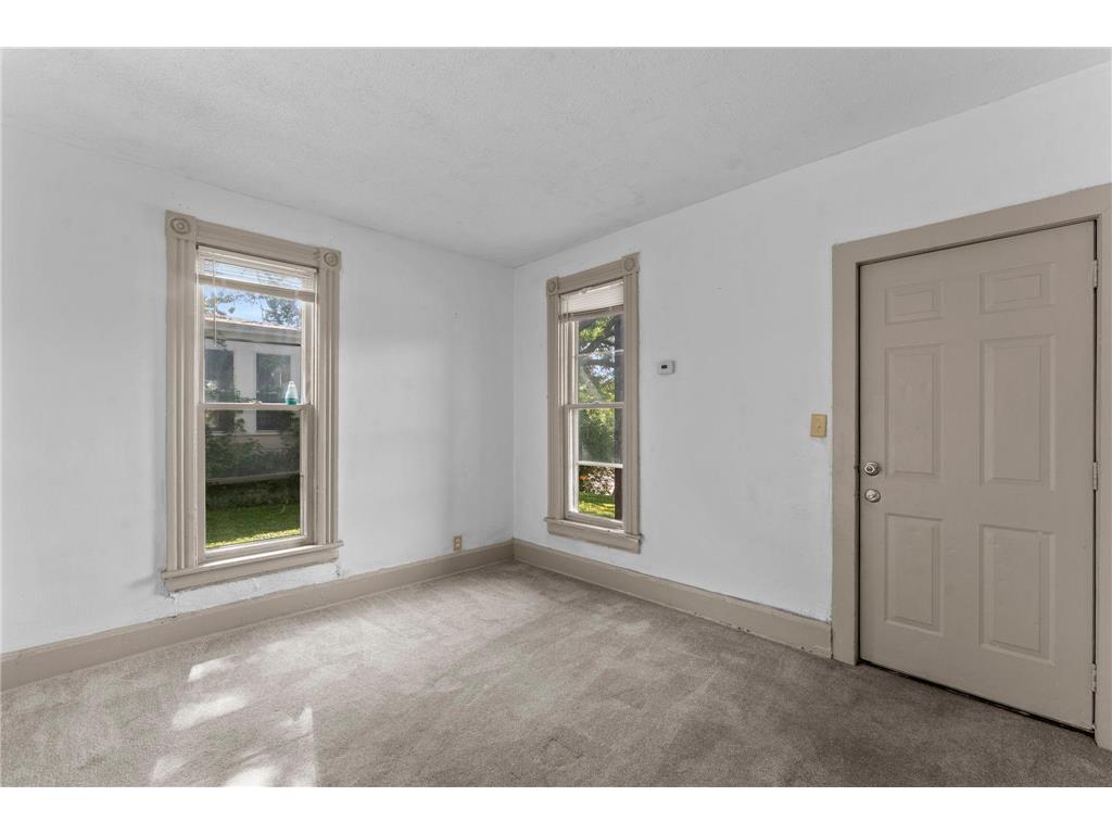 1827-1829 Saint Anthony Avenue Saint Paul MN 55104 7098130 image8