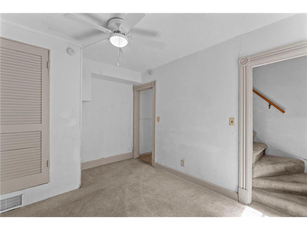 1827-1829 Saint Anthony Avenue Saint Paul MN 55104 7098130 image9