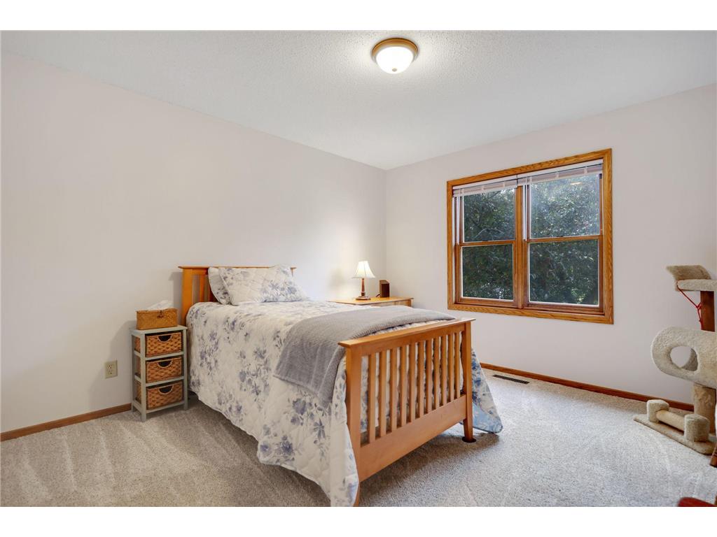 1827 County Rd. E E #18 White Bear Lake MN 55110 6787877 image14