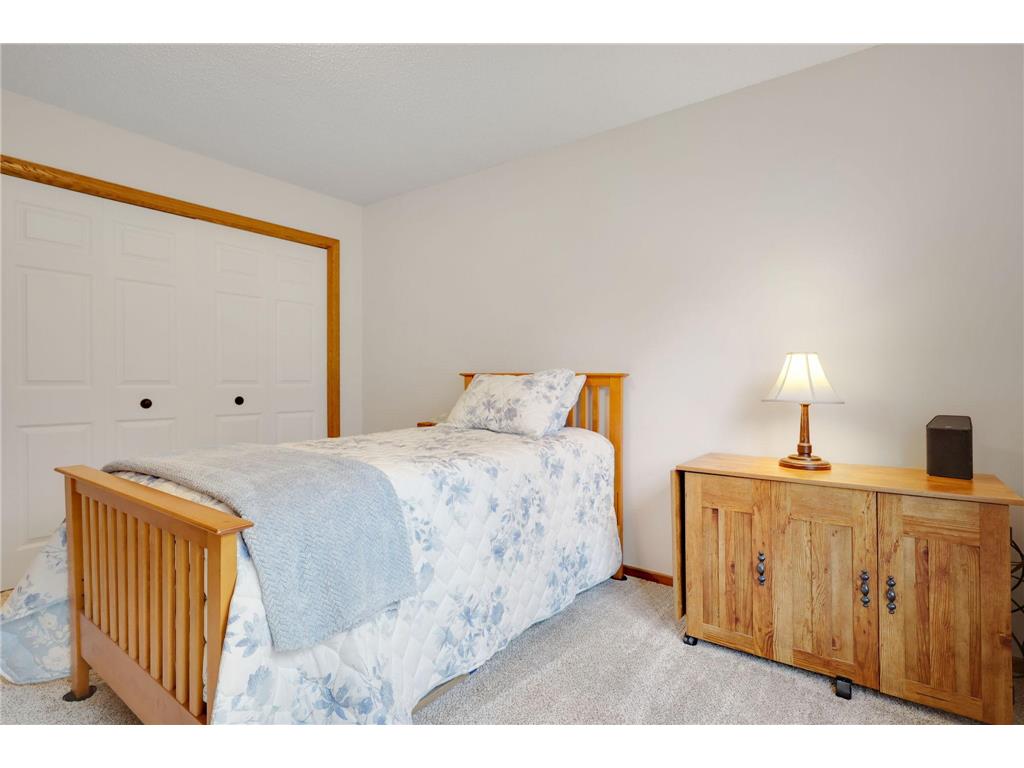 1827 County Rd. E E #18 White Bear Lake MN 55110 6787877 image15