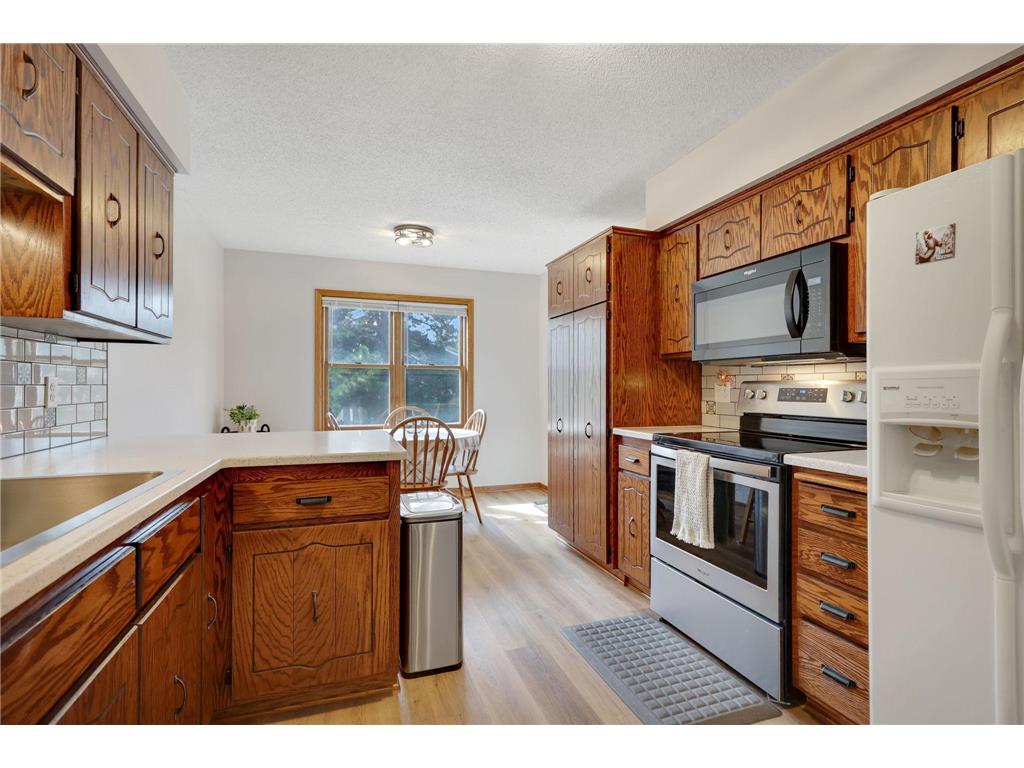 1827 County Rd. E E #18 White Bear Lake MN 55110 6787877 image6