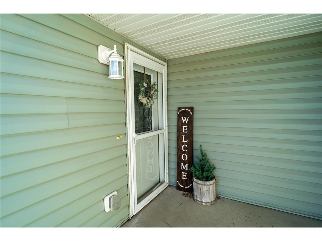 1827 Daniel Lane NE Stewartville MN 55976 6485223 image1