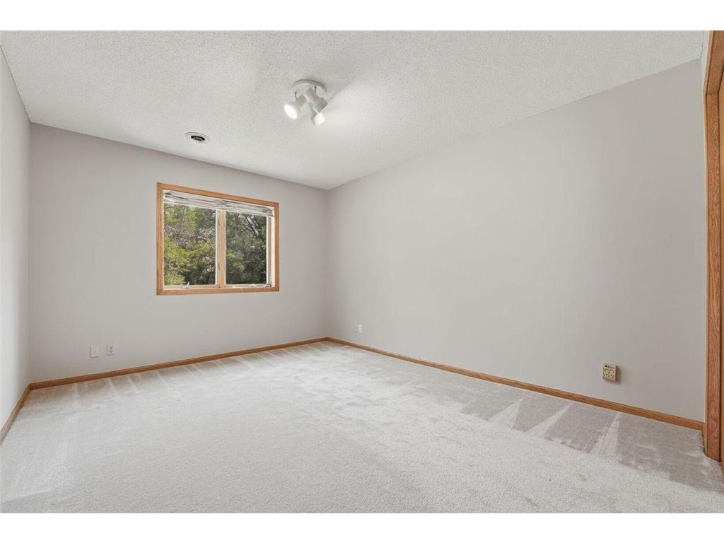 1827 Hydram Avenue N Oakdale MN 55128 7103523 image26