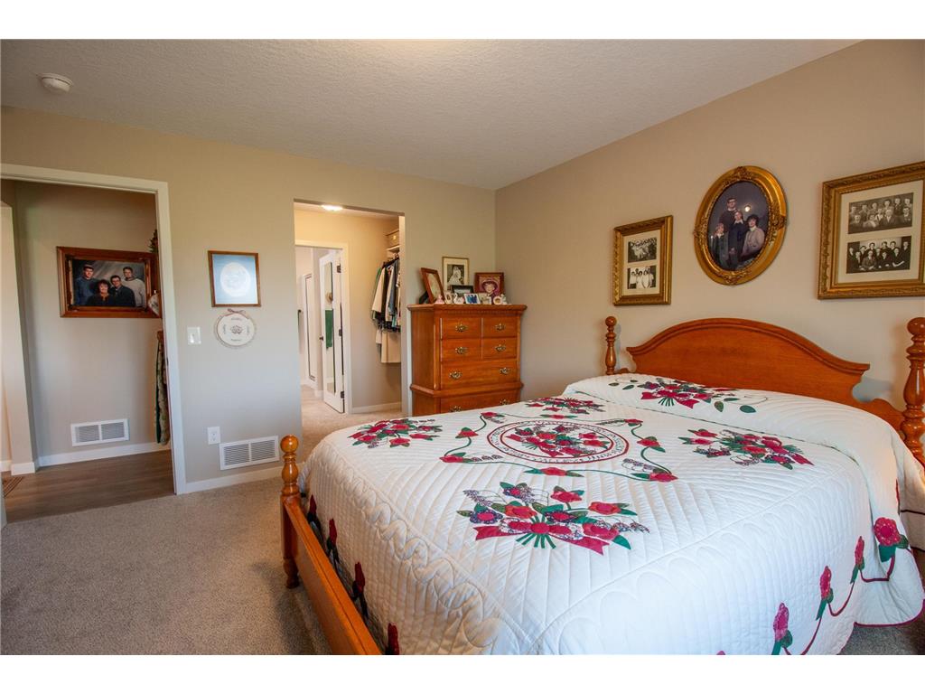 1827 S Cascade Street Fergus Falls MN 56537 7077499 image44
