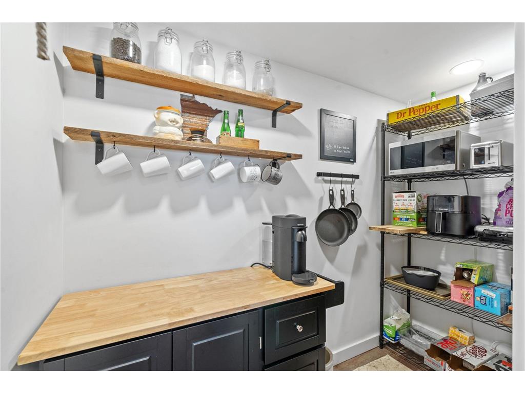 1828 Eustis Street Lauderdale MN 55113 7055999 image10