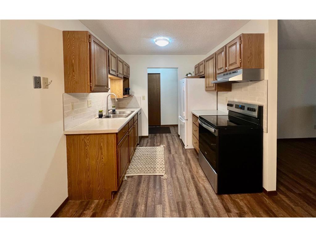 1828 Perlich Avenue #1C Red Wing MN 55066 6686157 image1