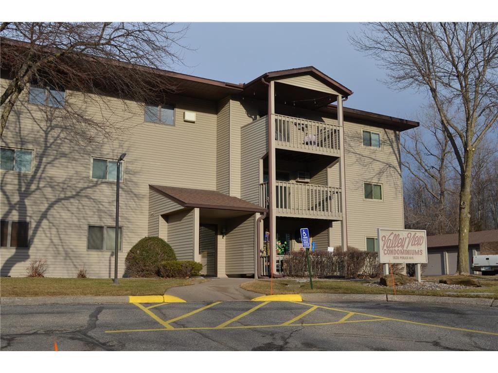 1828 Perlich Avenue 1F, Red Wing, MN 55066 MLS 6167155 Edina Realty