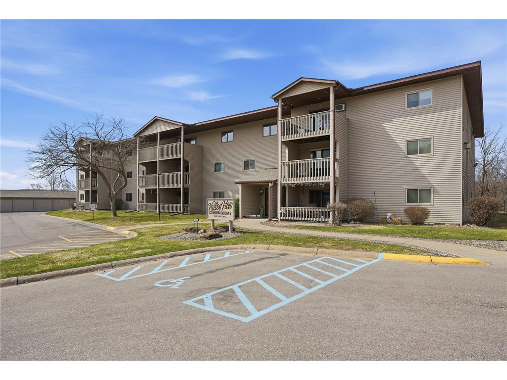 1828 Perlich Avenue #2B Red Wing MN 55066 7052760 image4