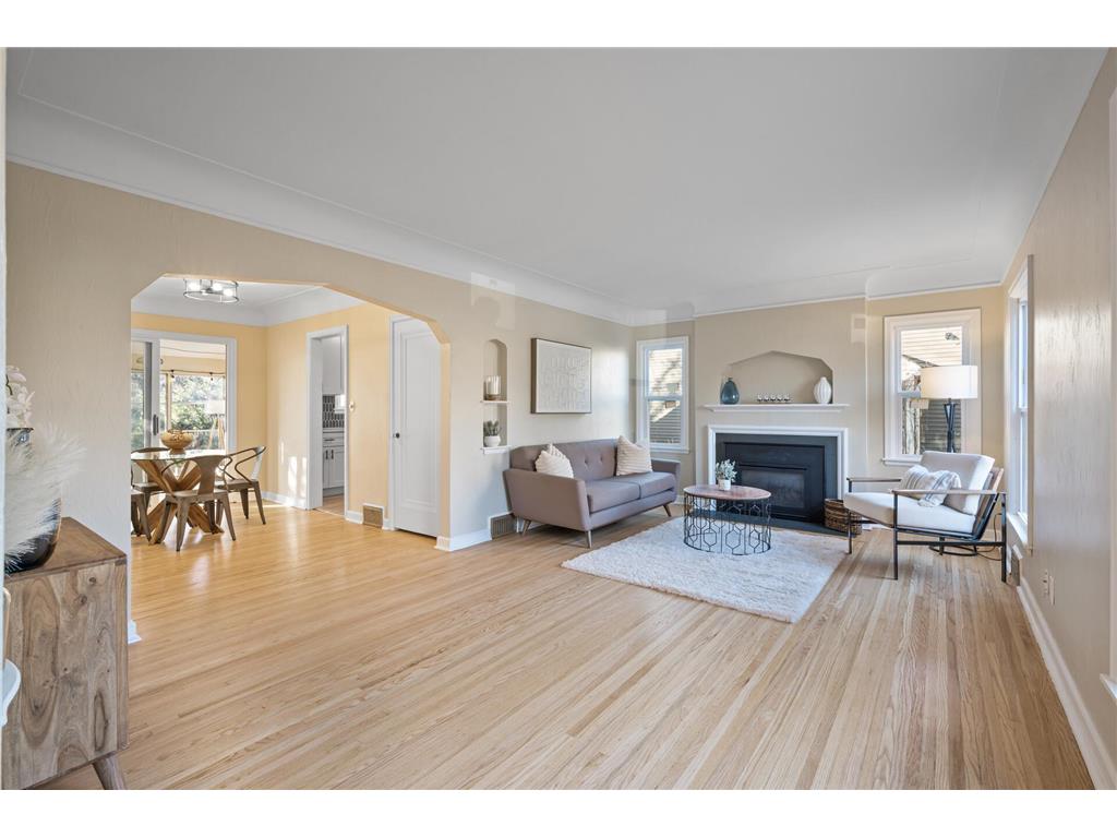 1829 Arona Street, Falcon Heights, MN, 55113 MLS 6466460 Edina Realty