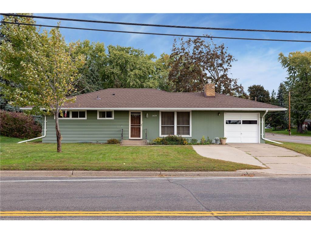 1829 Roselawn Avenue W Roseville MN 55113 6424989 image1