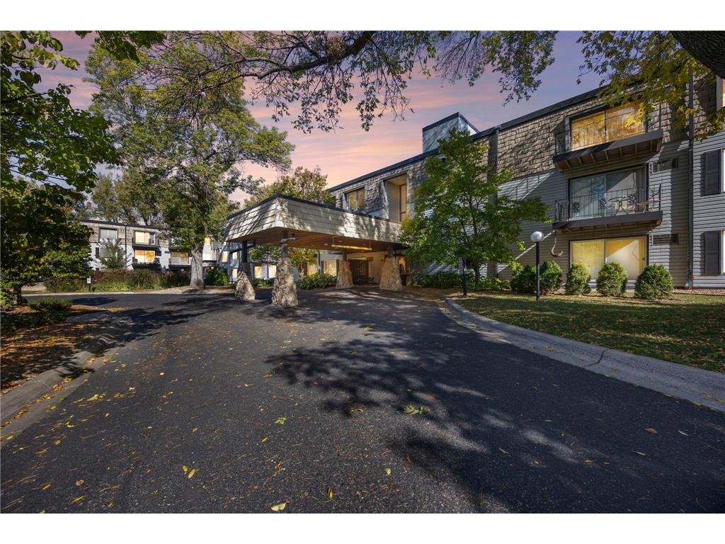 183 Little Canada Road E #204 Little Canada MN 55117 6802590 image1