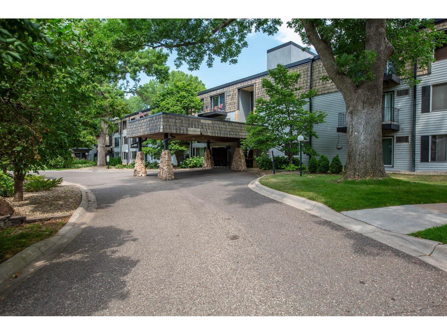 183 Little Canada Road E 206, Little Canada, MN, 55117 MLS 6076733