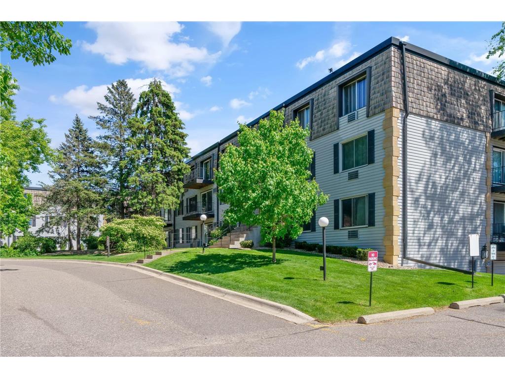 183 Little Canada Road E #215 Little Canada MN 55117 6563385 image1