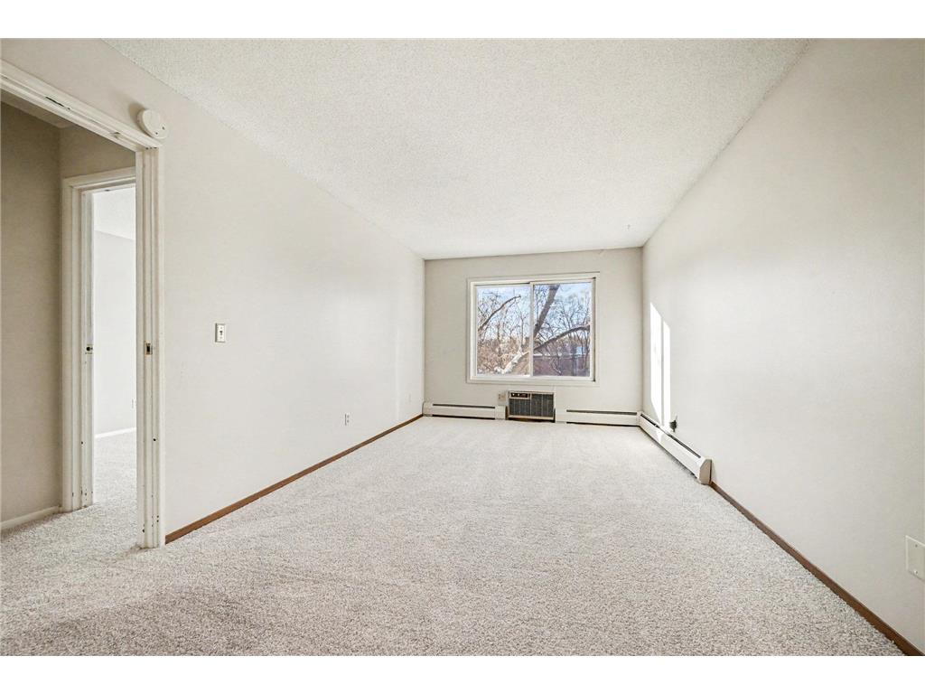 183 Little Canada Road E #302 Little Canada MN 55117 6823725 image18