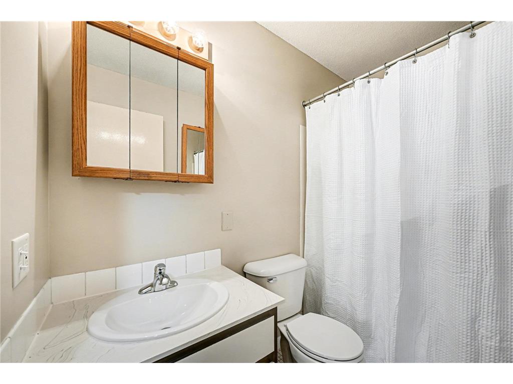 183 Little Canada Road E #302 Little Canada MN 55117 6823725 image21