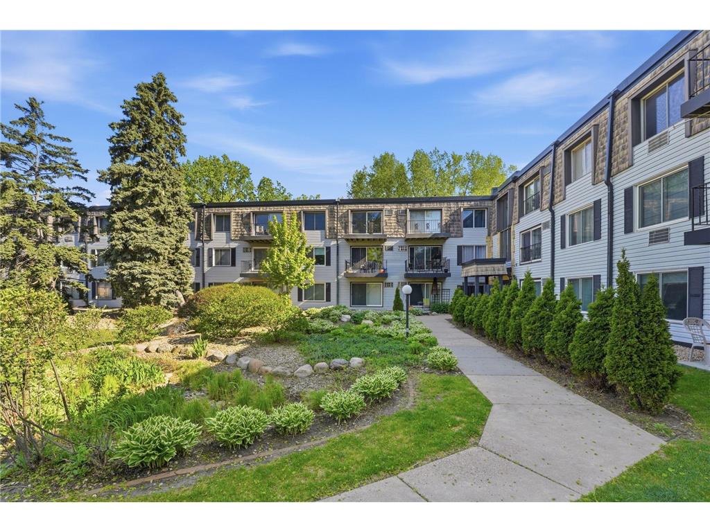 183 Little Canada Road E #305 Little Canada MN 55117 7073441 image1