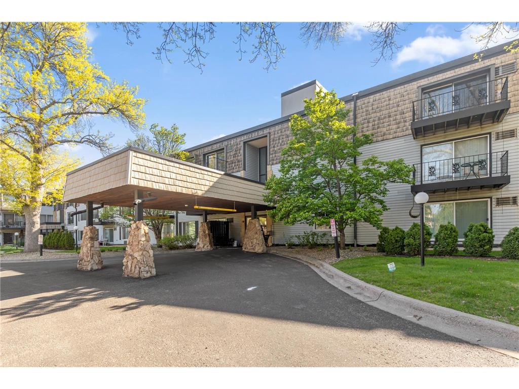 183 Little Canada Road E #310 Little Canada MN 55117 7029969 image2