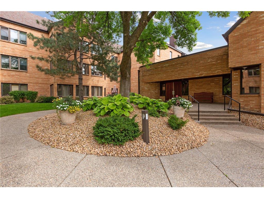 1830 Eagle Ridge Drive #3005 Mendota Heights MN 55118 6620377 image1