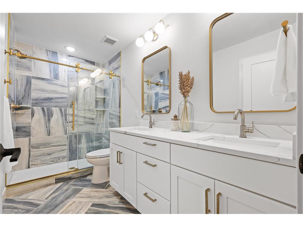 1830 Mckinley Street NE Minneapolis MN 55418 7046362 image28
