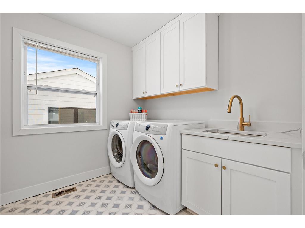 1830 Mckinley Street NE Minneapolis MN 55418 7046362 image33