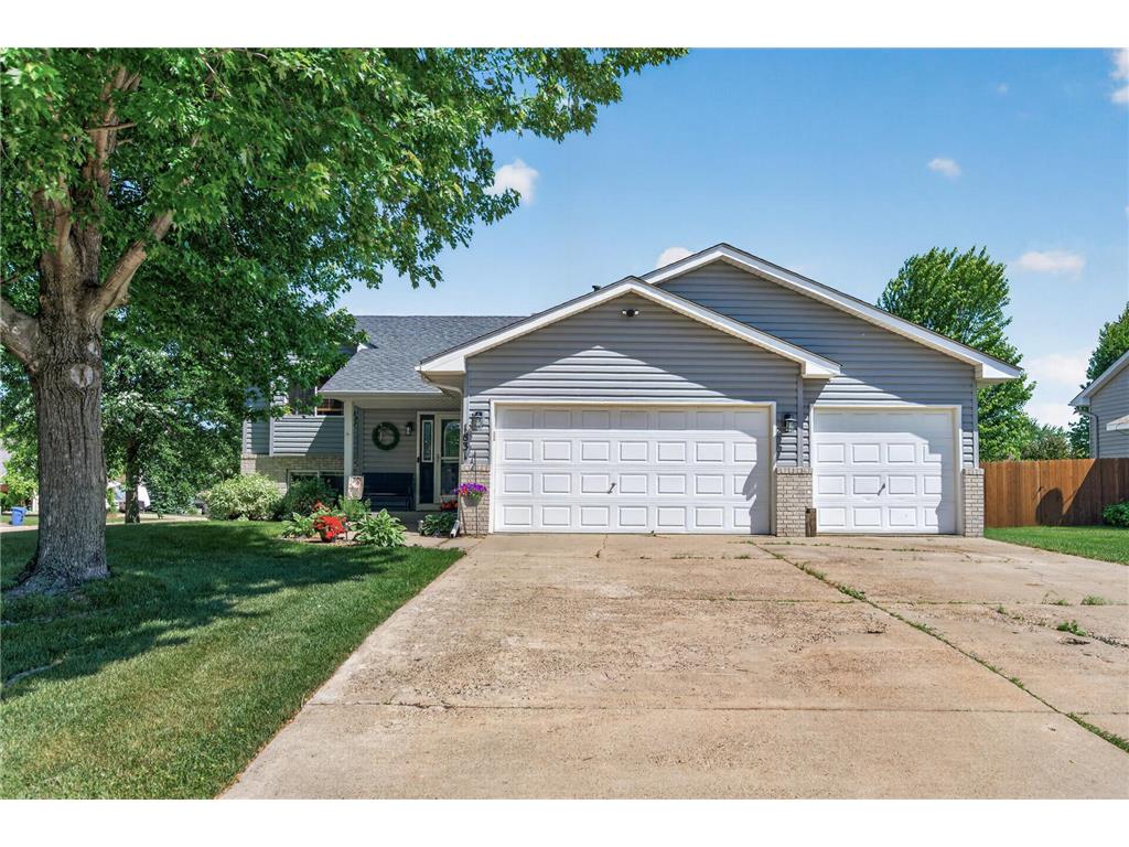 1831 73rd Street Centerville MN 55038 7085952 image1