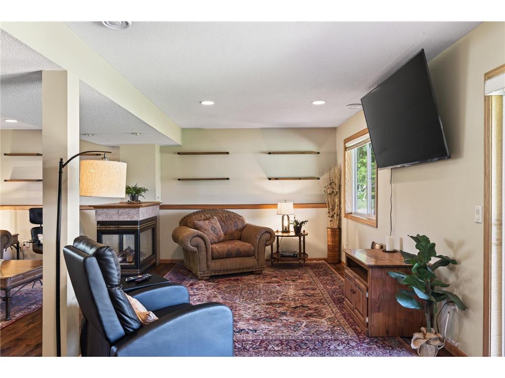1831 73rd Street Centerville MN 55038 7085952 image11