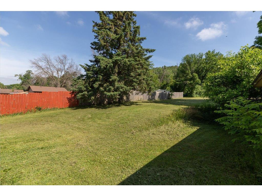 1831 Bush Street Red Wing MN 55066 7090579 image28