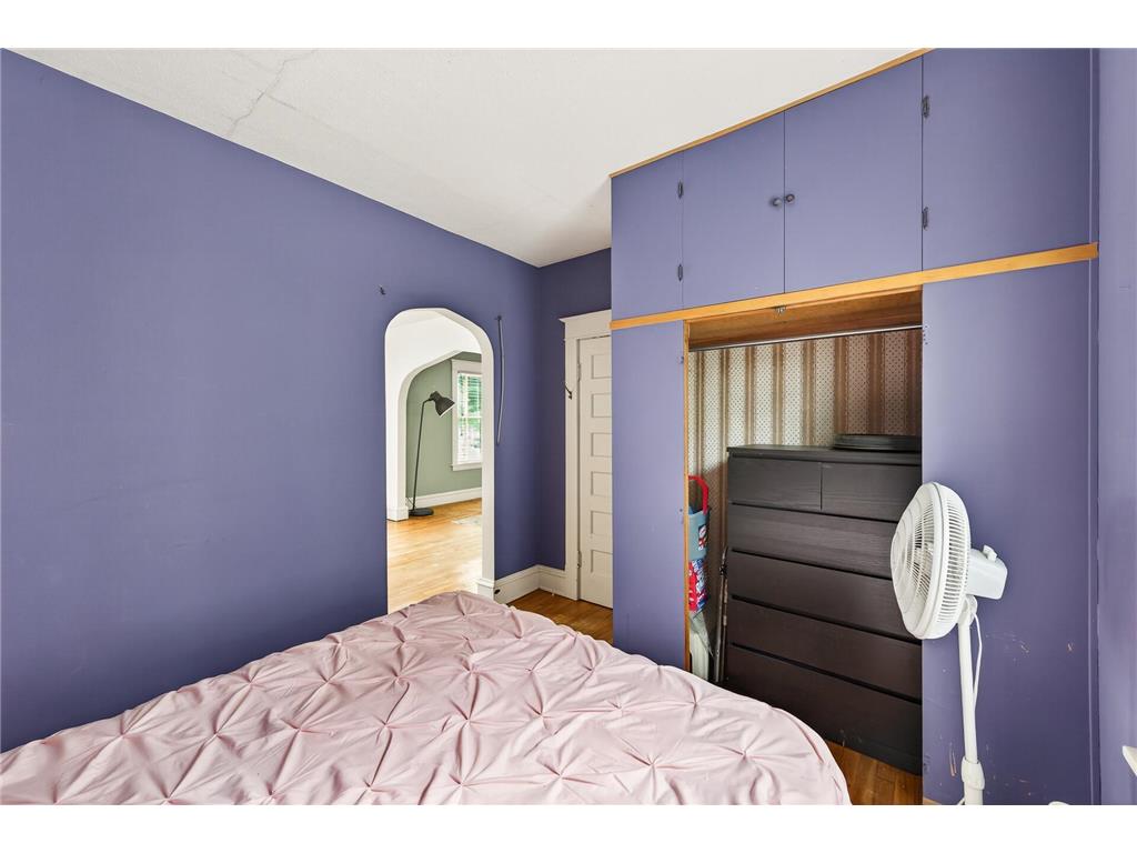 1831 Englewood Avenue Saint Paul MN 55104 6800021 image20