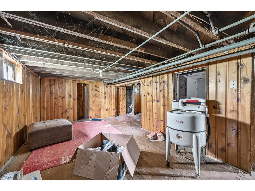 1831 Englewood Avenue Saint Paul MN 55104 6800021 image24